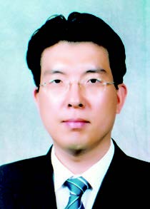 명정훈 목사 사진