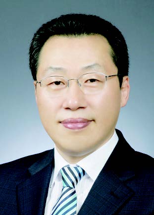 홍명준 목사 사진