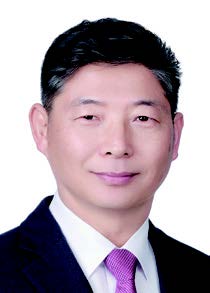 김찬송 목사 사진